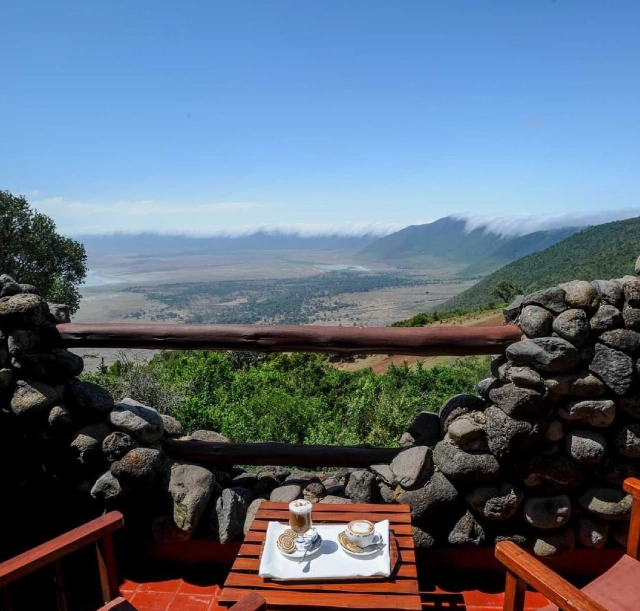 2-days-manyara-and-ngorongoro-safari-3 2-days-manyara-and-ngorongoro-safari-3