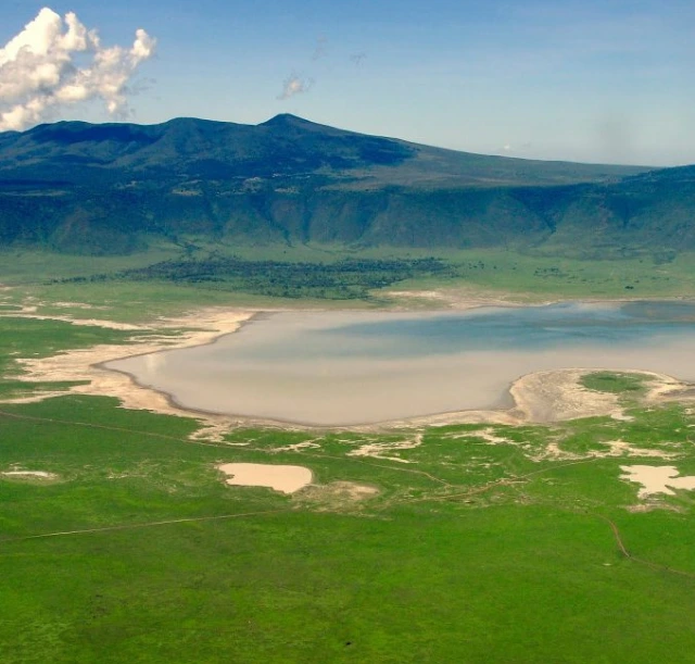 2-days-tarangire-and-ngorongoro-safari-1 2-days-tarangire-and-ngorongoro-safari-1